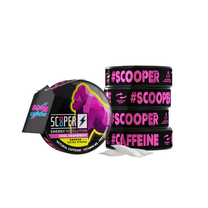 5 Dosen SCOOPER Energy Cool Grapefruit mit einzelnen Energy Pouches und dem Vermerk 80mg Koffein.