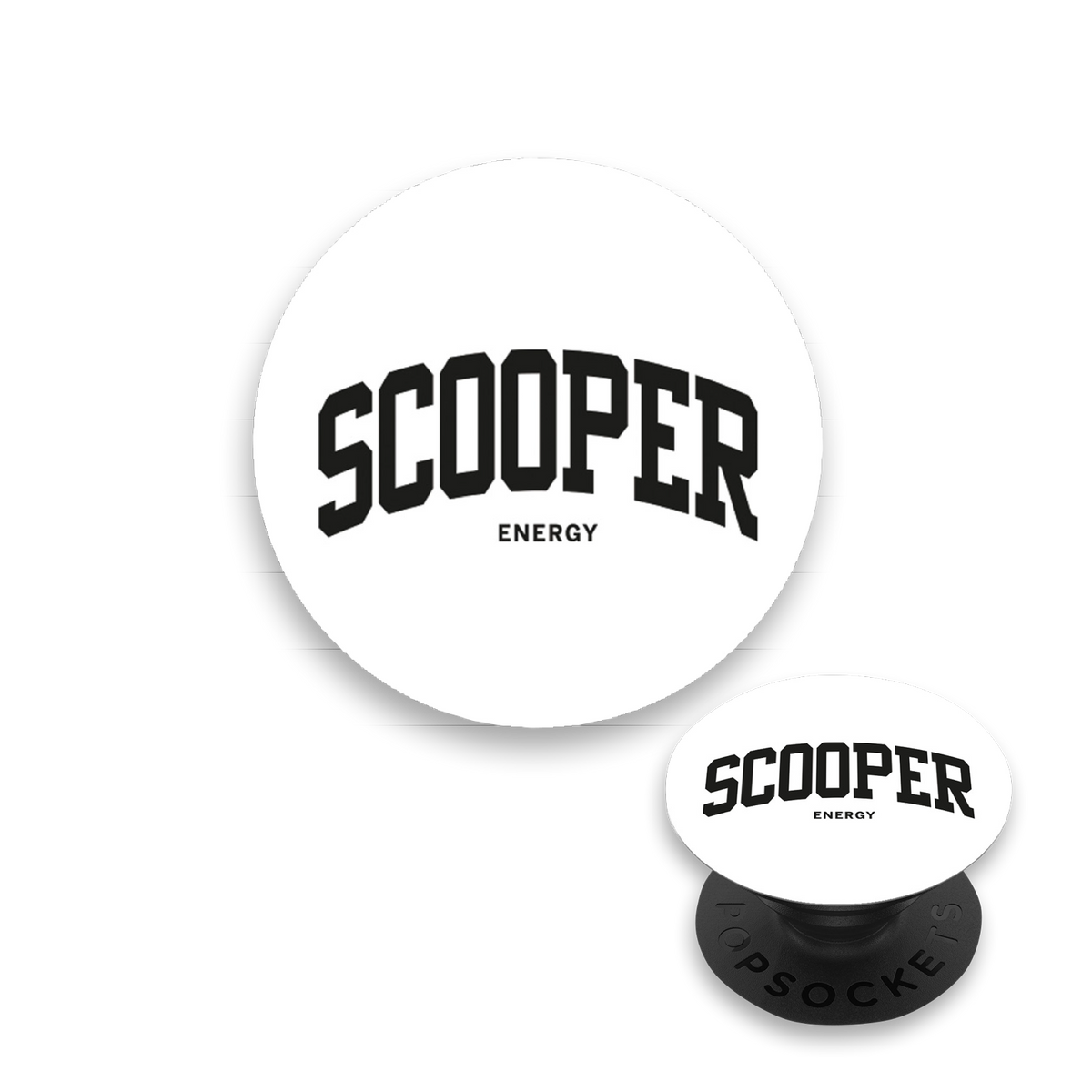 SCOOPER Energy Popsocket in weiß mit schwarzer SCOOPER Energy Schrift.